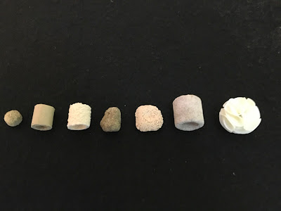 バイオメックのサイズを他のろ材と比較