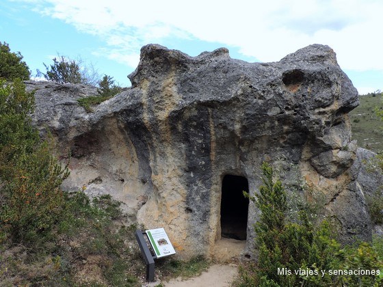 Cueva de la doctora, Gobas, Laño, Condado de Treviño Cueva de la doctora, Gobas, Laño, Condado de Treviño