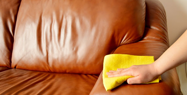cách vệ sinh sofa da thật