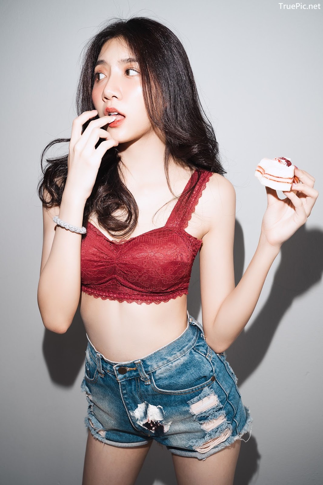 Image Thailand Model - Sasi Ngiunwan - Strawberry Cake - TruePic.net - Picture-17