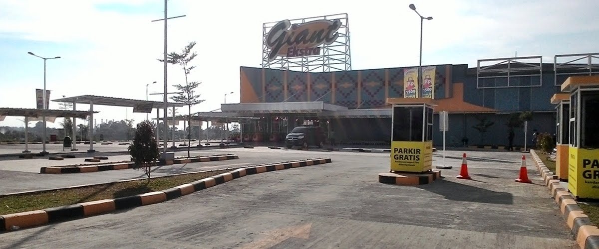 Pembangunan Supermarket Giant Extra Gegutu - PT. Damai Indah Utama