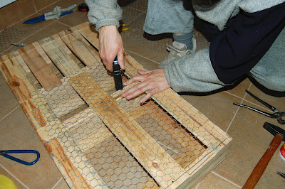 Alfriston Cottage: Un palet, un estante, un armario sin puerta
