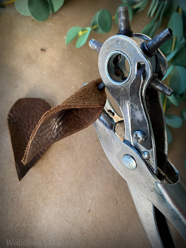 WobiSobi Leather Earring, DIY