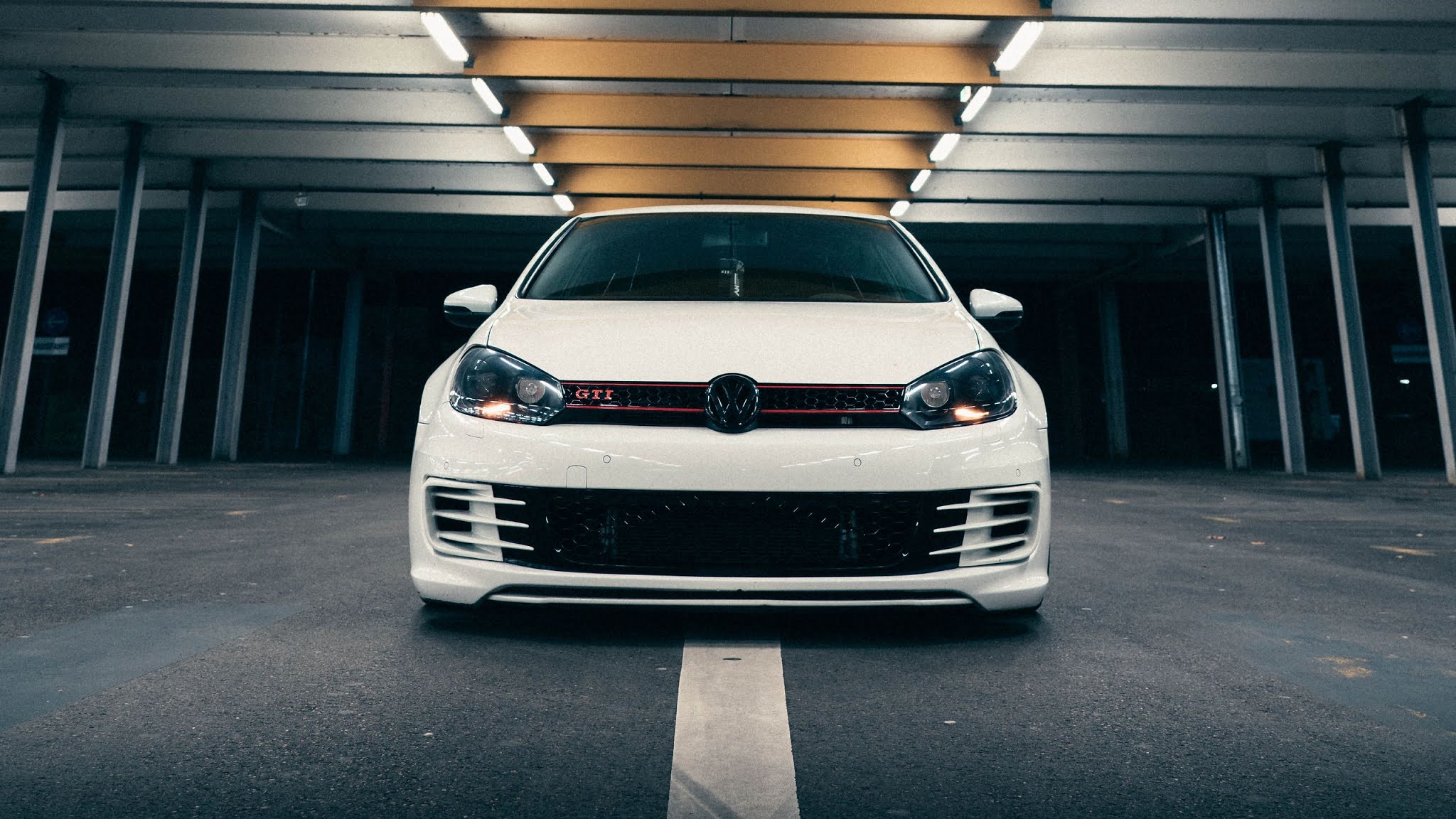 Wallpaper Volkswagen Golf GTI, White, Front View