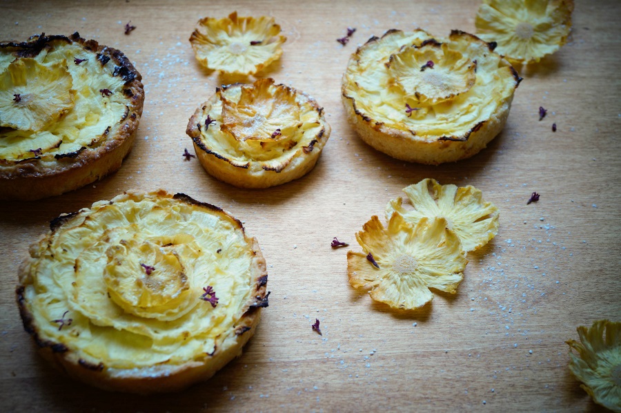 Knusperkabinett: Ananas-Tartelettes mit zarter Mandelcrème