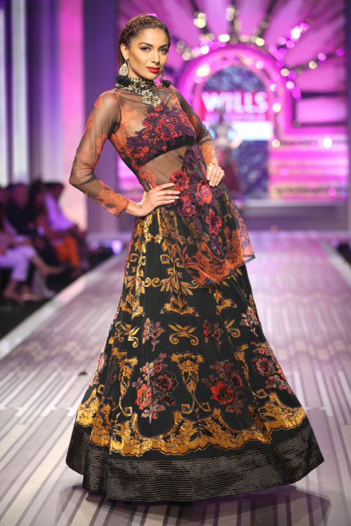 The Purplenista: Recapping Ritu Kumar's art deco collection at the WIFW ...