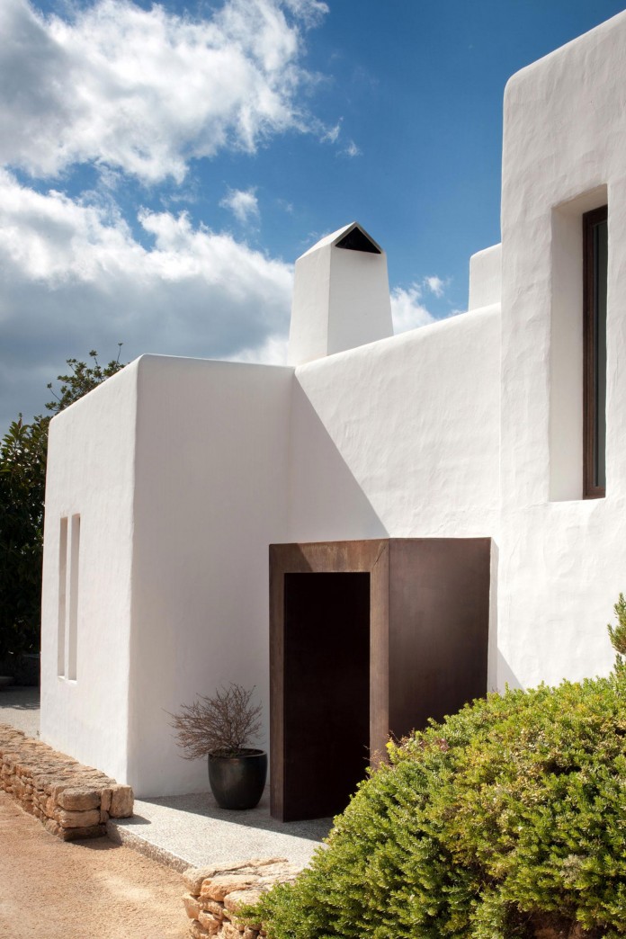 Can Bikini, A house in Ibiza surrounded by almond trees