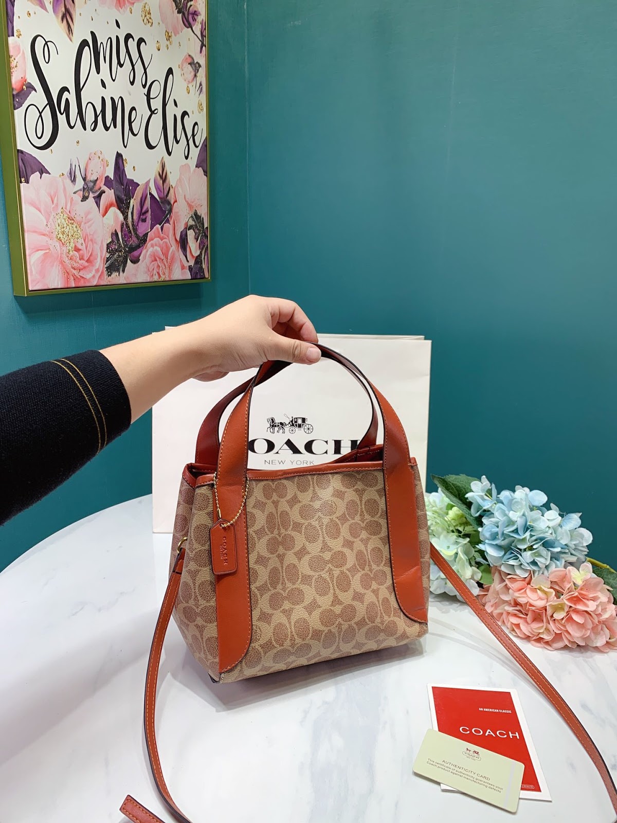 Coach Hadley Signature Canvas Hobo Hadley Hobo 21 In Signature