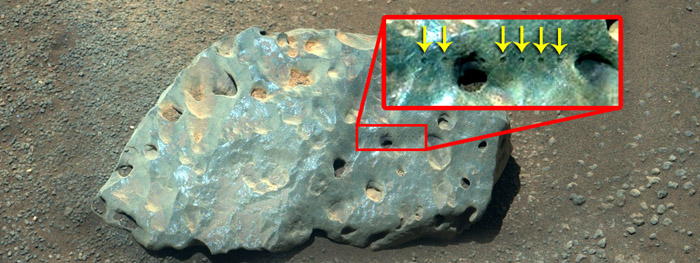 estranha rocha verde encontrada em Marte