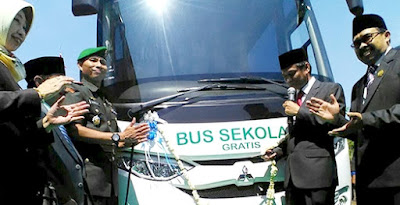 Hardiknas 2018, Pemkab Bondowoso Luncurkan Bus Sekolah Gratis 