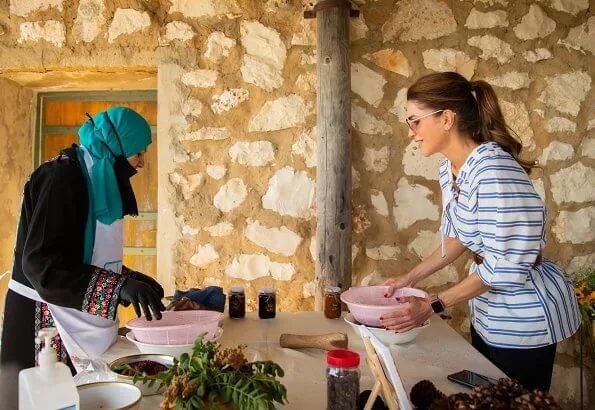 Queen Rania wore a new tie neck sleeve top by Tibi. The Queen visited Reef Spring Resorts in Ajloun, and met with Sawwah tourism platform