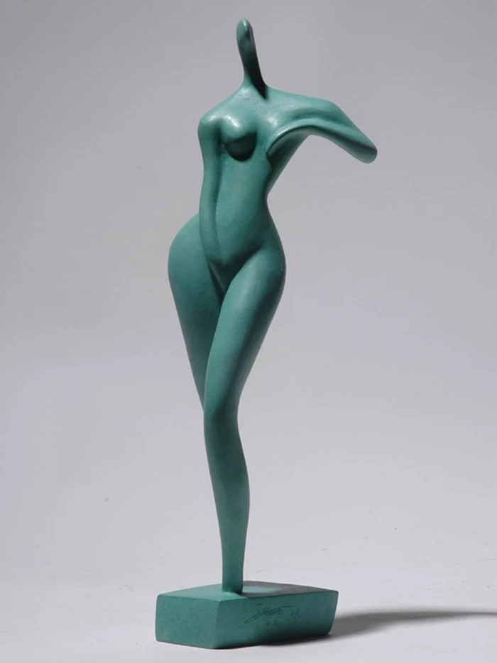 Zhang Yaxi 1968 | Chinese sculptress