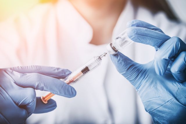 Μέσα Οκτωβρίου ξεκινά ο εμβολιασμός για τη γρίπη