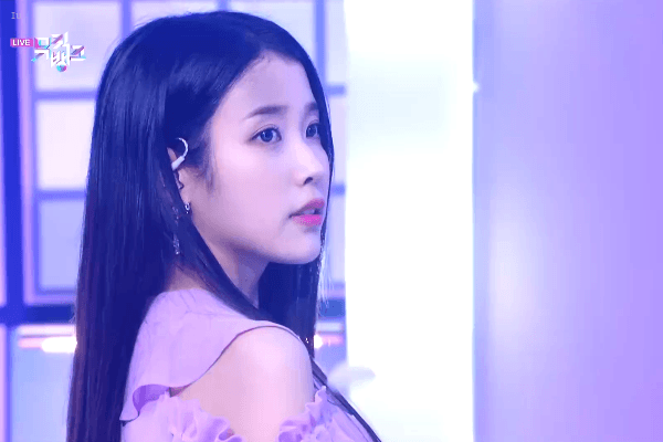 [연예] [움짤]         아이유 -  와이드섬