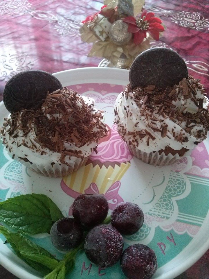 BEYAZ ÇİKOLATALI CUP CHEESECAKE BEYAZ ÇİKOLATALI CUP CHEESECAKE