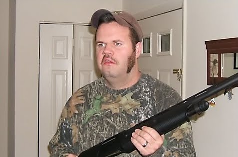 ninnie+redneck+with+gun+-+J+Bodolai.jpg