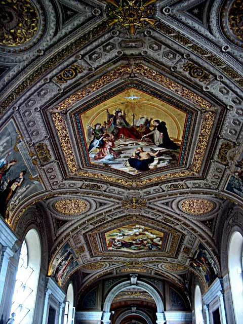 painted ceiling of renaissance art in Rome