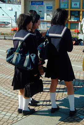 uniformes escolares japoneses
