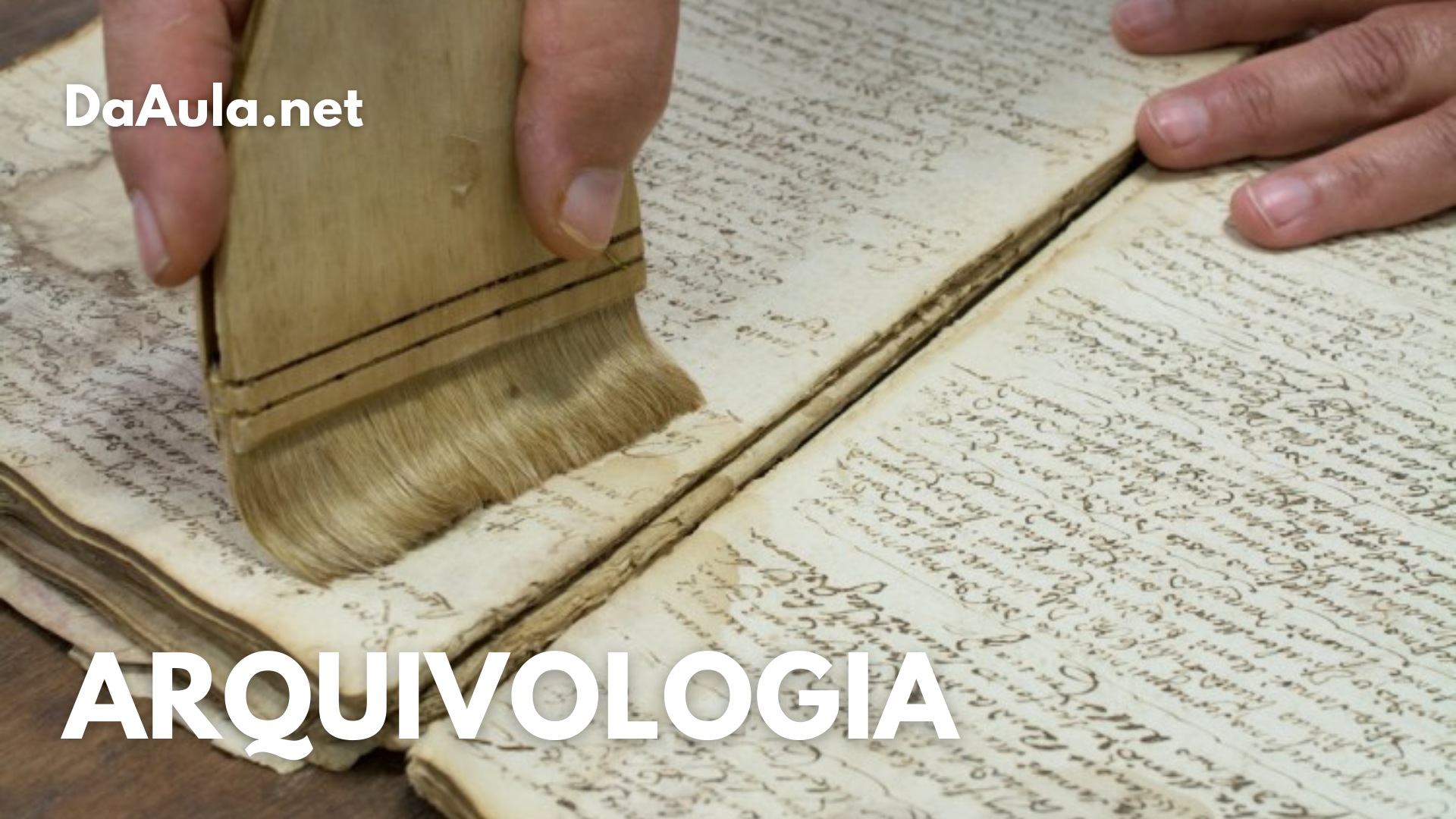 O que compreende a Arquivologia e sua importância histórica