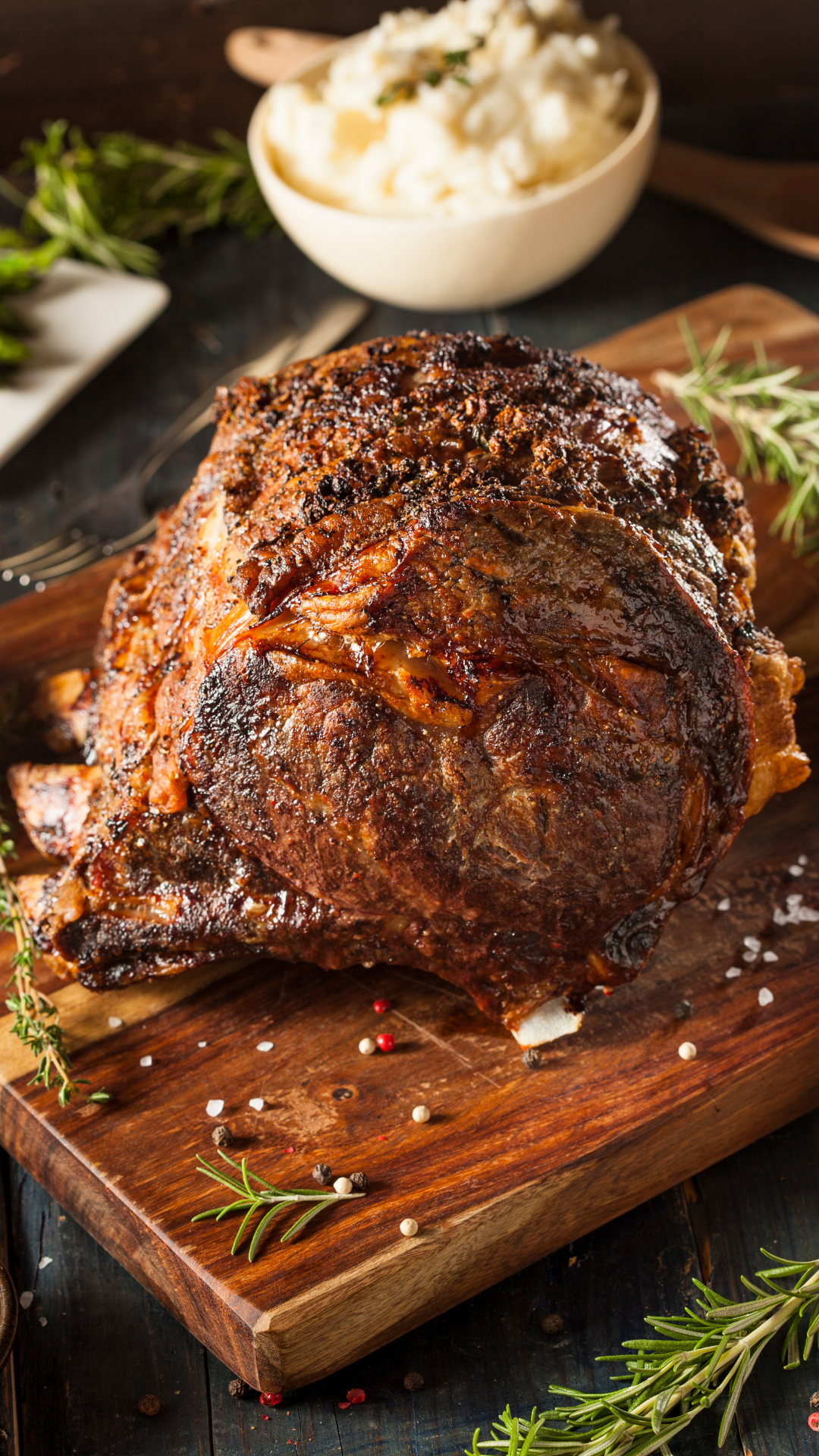 Guide to Purchasing and Cooking Prime Rib