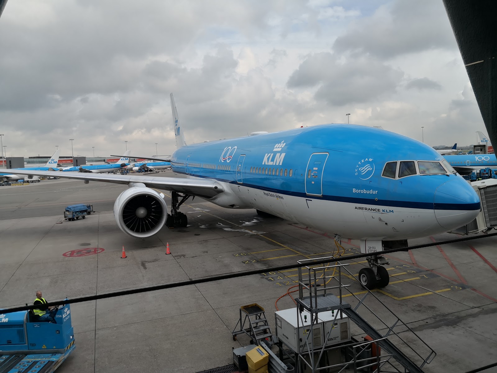 搭乗記 Klmオランダ航空でプラハ アムステルダム 関西 Kl1352便 Kl867便 Yutaka S Blog