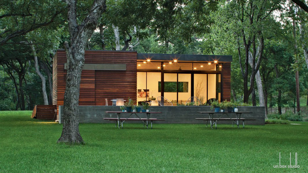 The Cousin Cabana [ TINY HOUSE TOWN ]