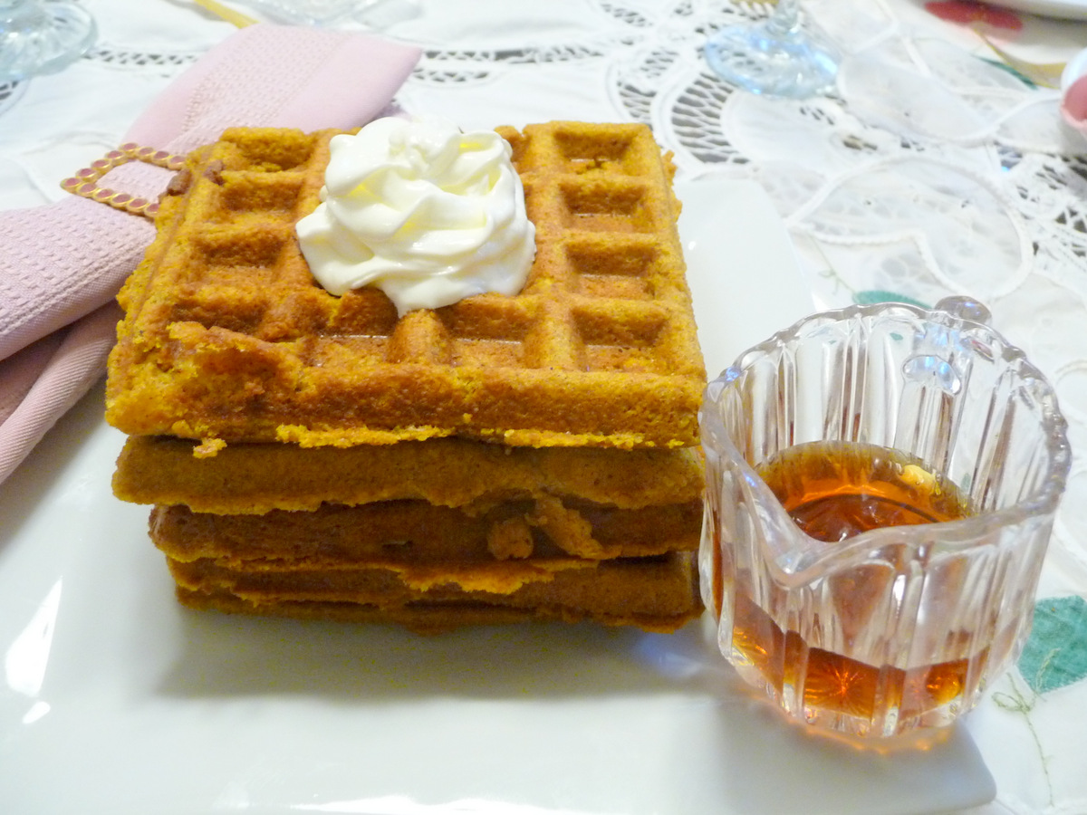 LOWCARB PUMPKIN WAFFLES