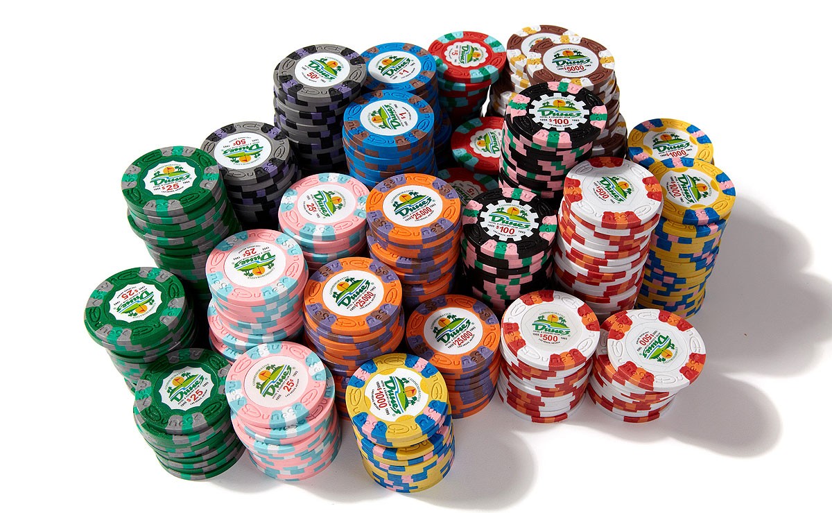 Dewa Poker Sejarah Lengkap Tentang Chip Poker Online Casino