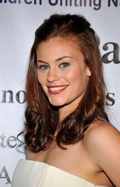 Cassidy Freeman Celebrities Photos Hub