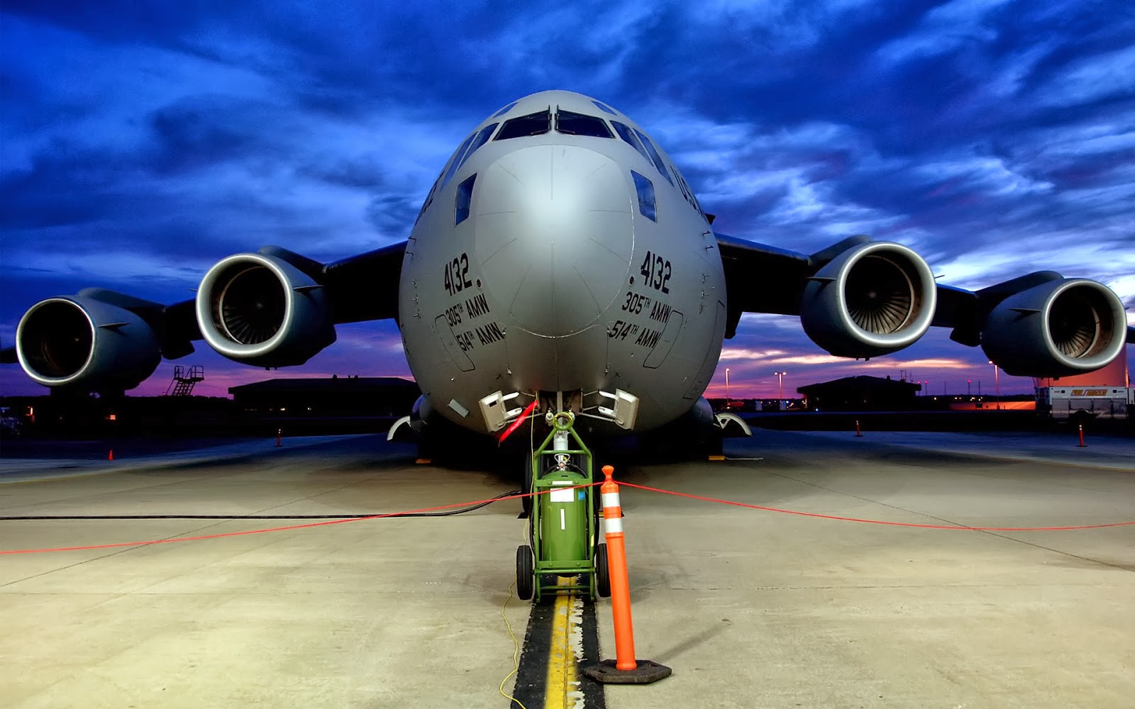 Free Download HD Wallpapers: Airplane HD Wallpapers