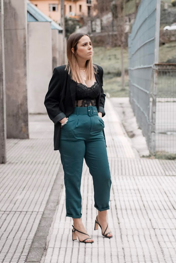 Outfit con body lencero