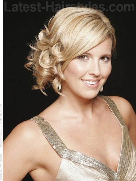 nice hairstyle short prom