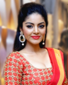 Sanam Shetty Famous People of India