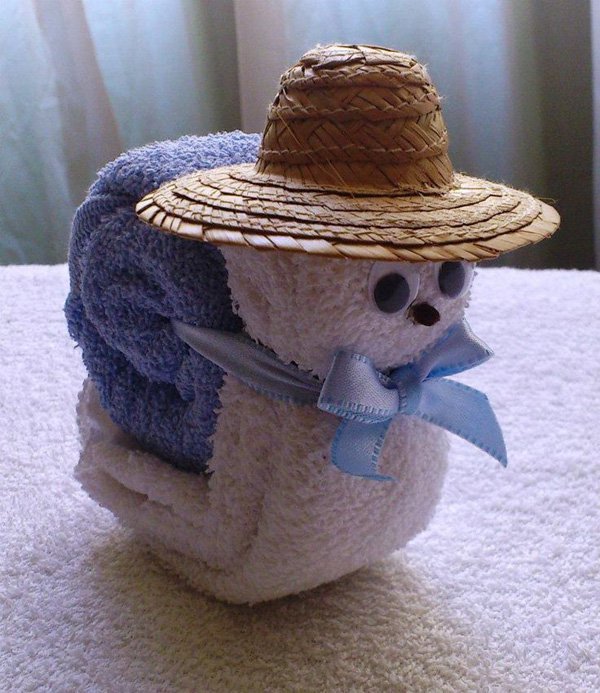 8 CREATIVE TOWEL ORIGAMI DIYS Non stop Fashions