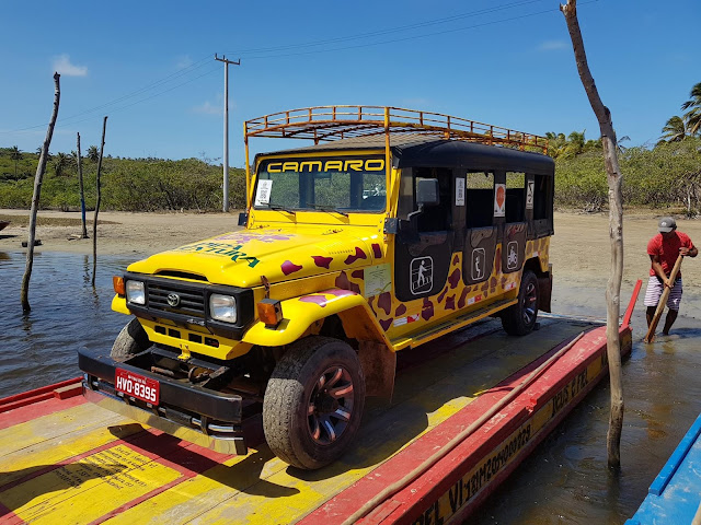 Blog Apaixonados por Viagens - Praia de Pipa - City Tour Camaro Amarelo