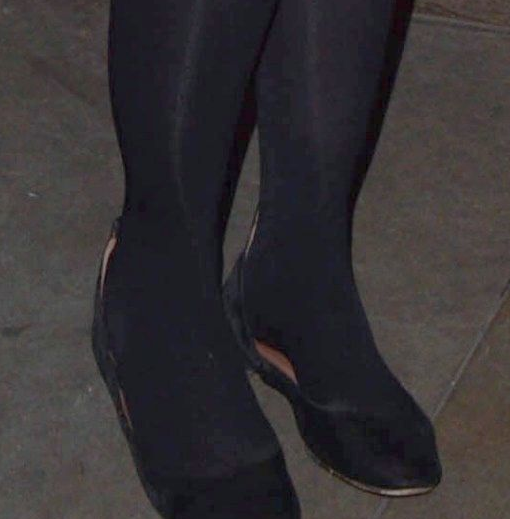 Celebrity Legs and Feet in Tights: Daisy Lowe`s Legs and Feet in Tights 8