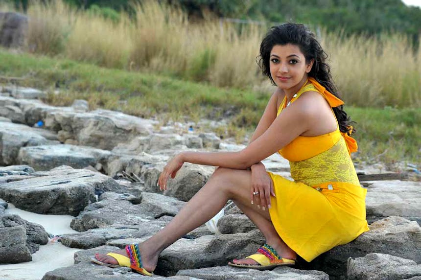 Kajal Sex Video Hd Full Hd - Kajal Aggarwal Hot Yellow Beach Photos - South Indian Actress