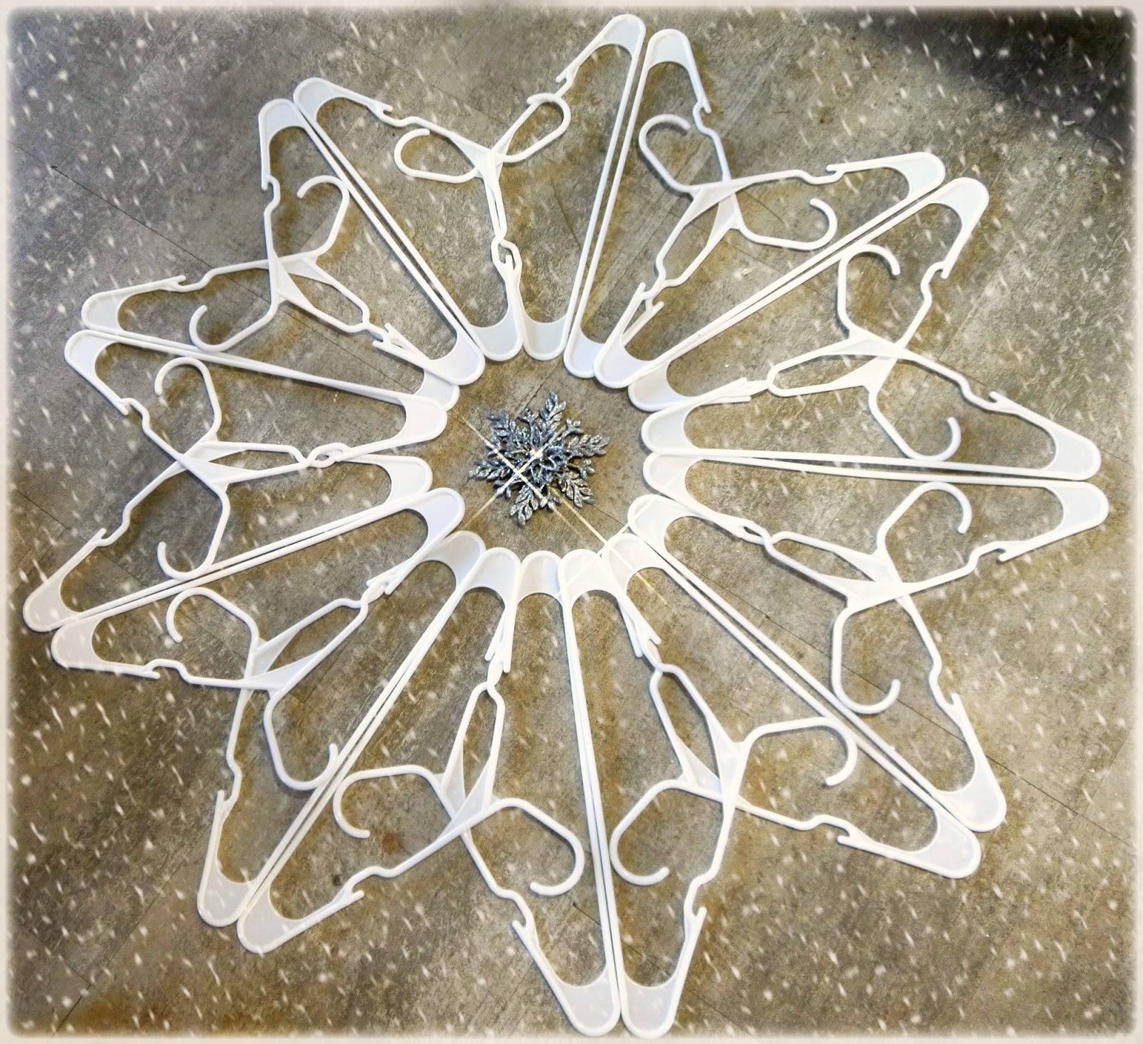 Suzy Homefaker Snowflake Hanger Tutorial (Dollar tree Craft)