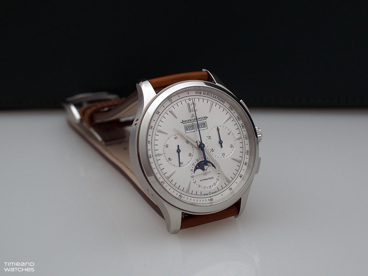Hands-on Review: Jaeger-LeCoultre Master Control Chronograph Calendar ...