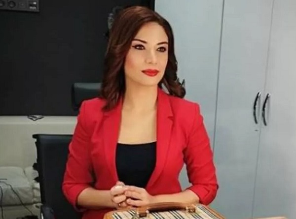 Halk Tv sunucusu Eylül Han Tezel kimdir? aslen nereli? kaç yaşında? evli mi? eşi kim? biyografisi ve hayatı hakkında kısa bilgi. Halk Tv sunucusu Eylül Han Tezel kimdir? aslen nereli? kaç yaşında? evli mi? eşi kim? biyografisi ve hayatı hakkında kısa bilgi.