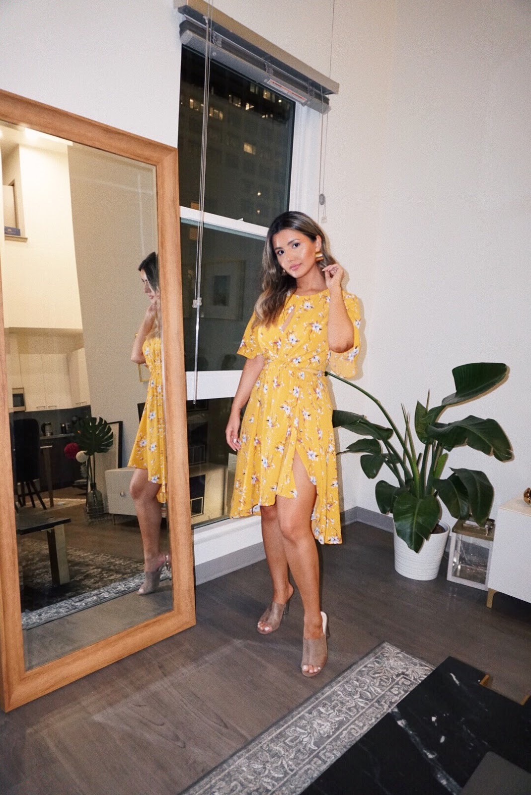 new look dress, asos dress, dinner at crustacean, vegan food in la, yellow dress, Parmida Kiani, spring 2018 fashion, glowy skin, fenty beauty, body lava, brown sugar body lava, date night, outfit, mules, Zara, heels, blonde, tan skin, glowy skin, bronzed look, date night outfit, his and hers, Beverly Hills,