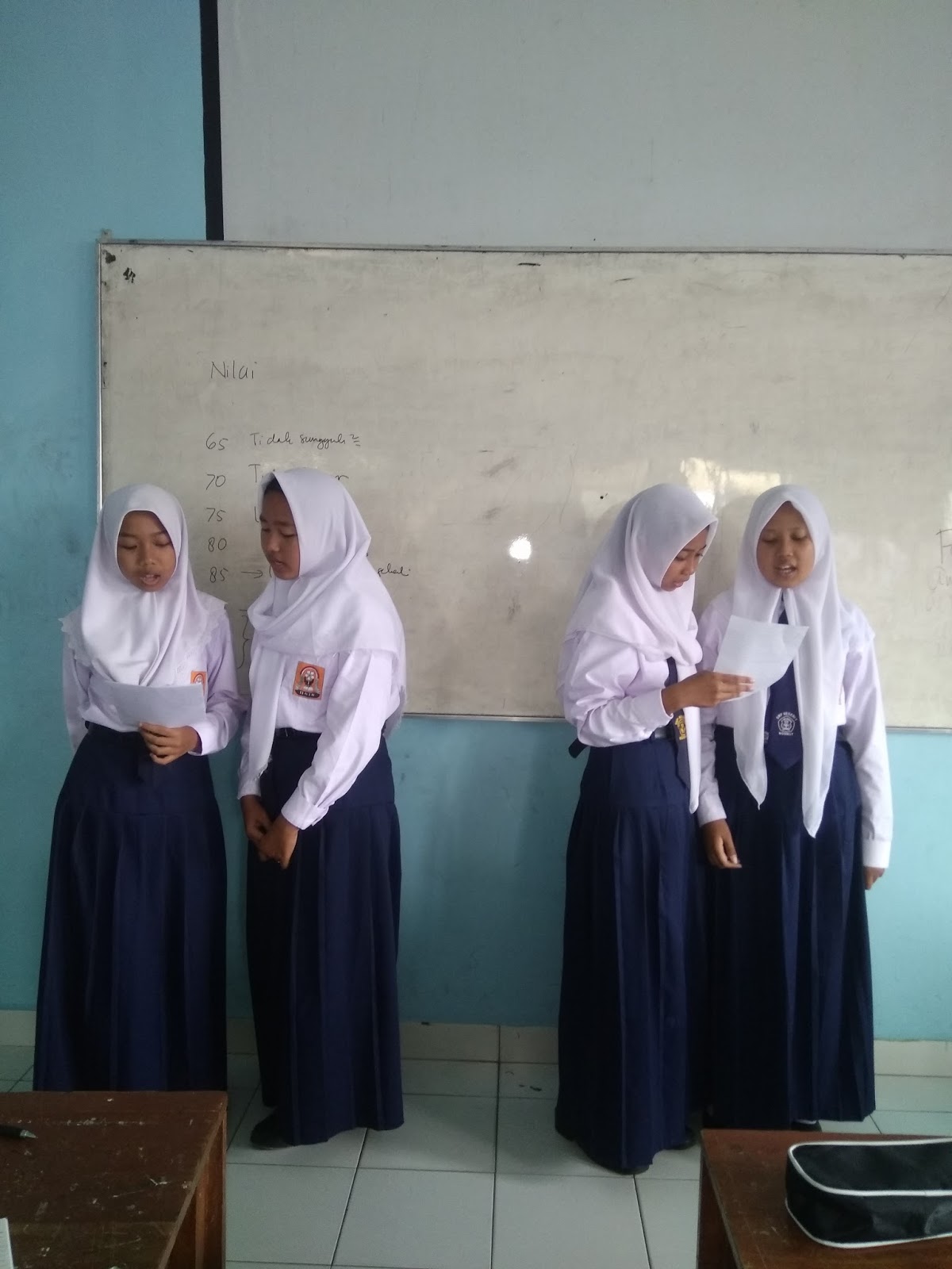 Ayo Belajar Pendidikan Agama Islam Lebih Dekat Dengan Allah Swt Yang Sangat Indah Nama Namanya Bersama Kelas 7a Smpn 1 Ngunut Tahun Pelajaran 2017 2018