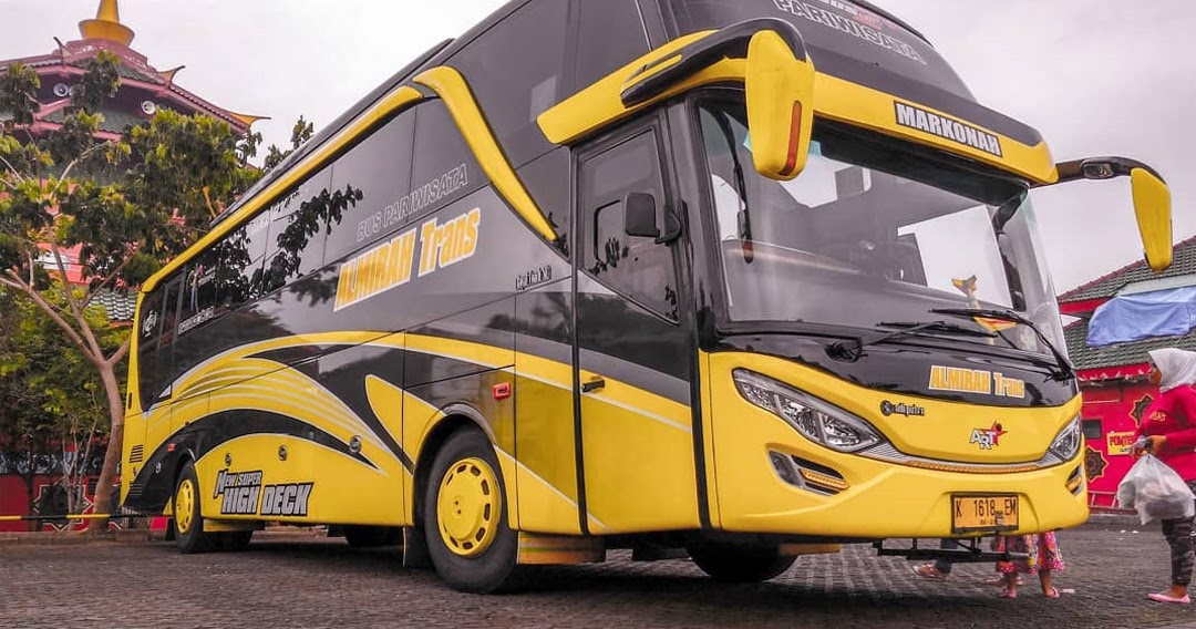 Jelajah Jawa Timur dan Nusantara: Panduan Lengkap Bus Pariwisata Surabaya