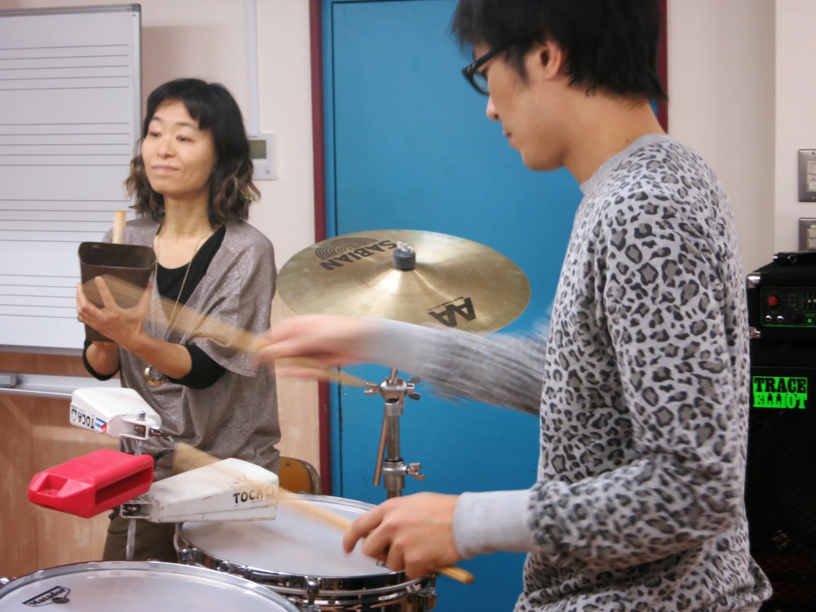 MUSEラテンアカデミー ラテンパーカッションのレッスン 20140318