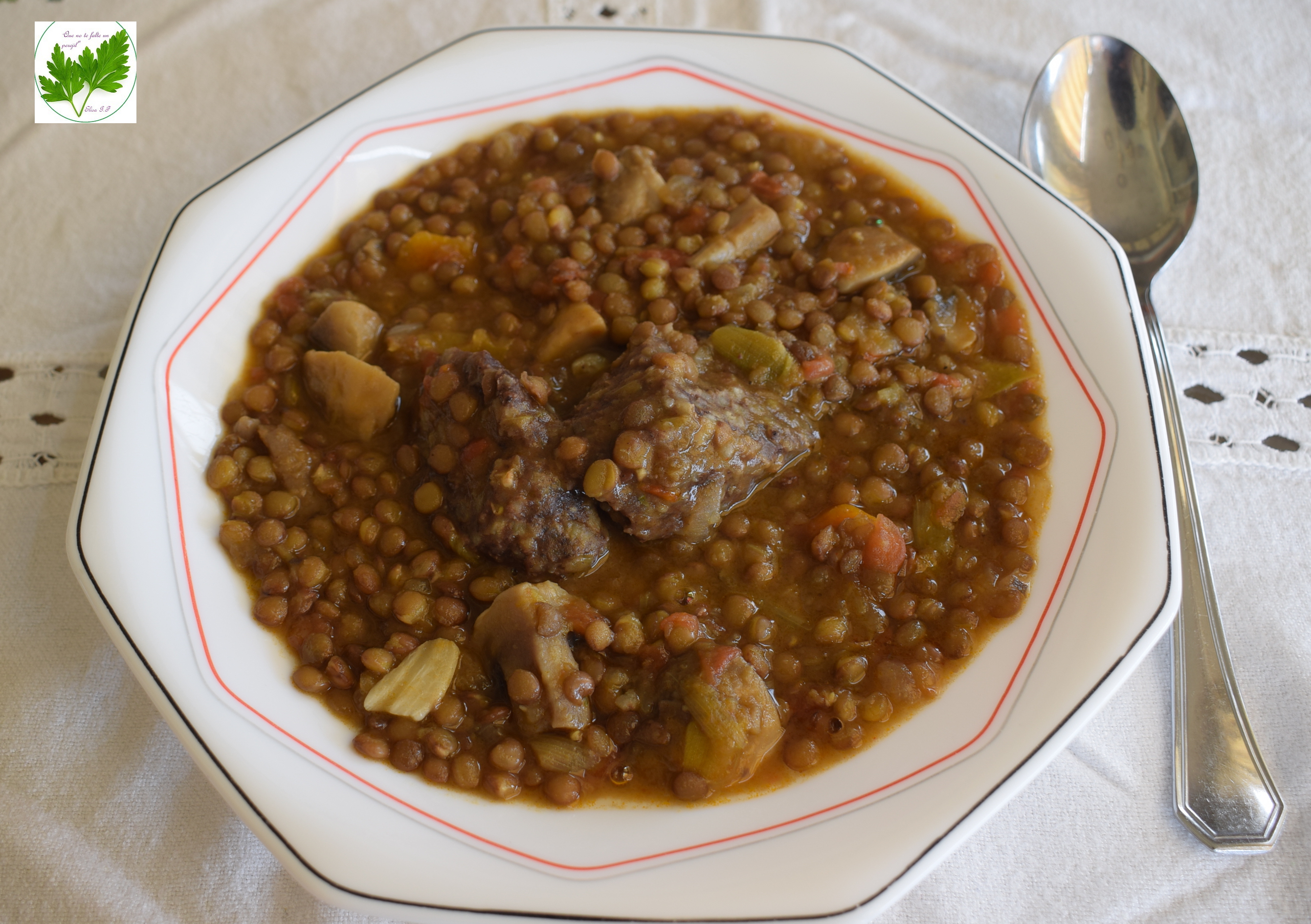 Lentejas con Champiñones y Morcilla de Arroz