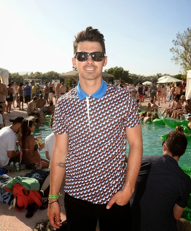 Blog de la Tele: Joe Jonas travieso con Blanda y Gigi Hadid en