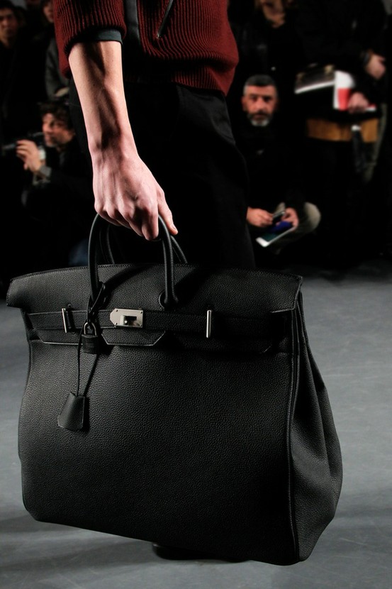 Mashmoom: Even mens can wear Hermes Birkin handbags