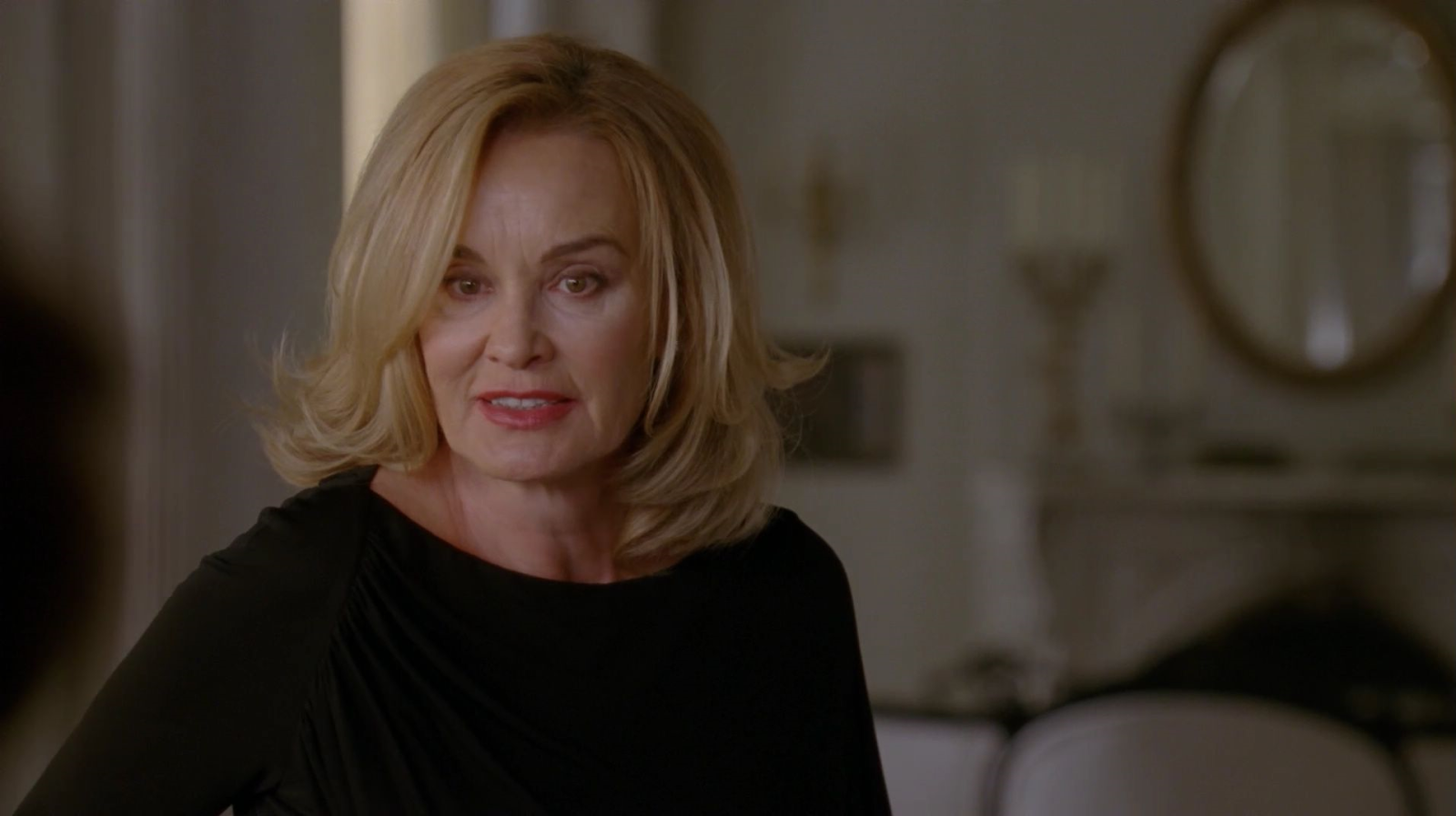 9. Fiona Goode (American Horror Story) .