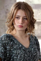 Gizem Karaca Kimdir Biyografi