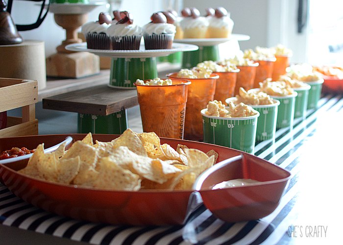How to throw a Superbowl Party, food, veggies and dips